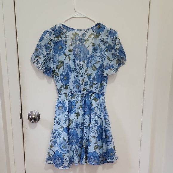 NWT Steve Madden Blue Floral Minidress - Picture 3 of 4